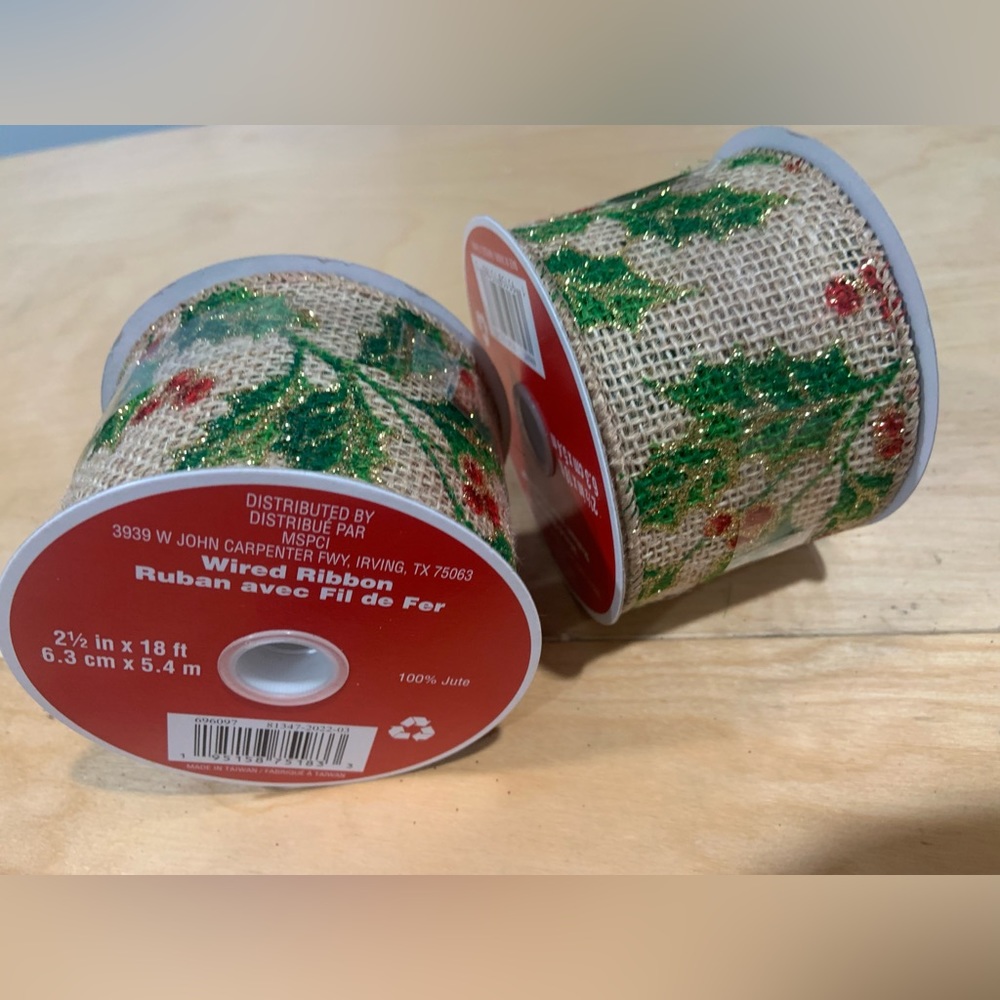 2 Xmas wired ribbons